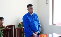 Sát hại bạn nhậu do hát karaoke gây ồn