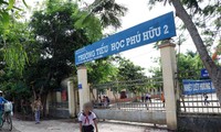 Học sinh có biểu hiện tâm thần, phụ huynh &apos;tố&apos; do thầy giáo phạt