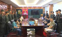 Cảnh sát bắt giữ các đối tượng trong đường dây cá độ bóng đá 30.000 tỷ đồng 