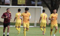 U22 Việt Nam có buổi tập đầu tiên tại Phnom Penh, Campuchia Ảnh: Hữu Phạm