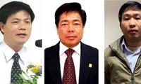 Bộ “tam”cựu lãnh đạo Vinashin , từ trái sang là các ông Nguyễn Ngọc Sự, Trương Thanh Tuyến và Phạm Thanh Sơn Ảnh: CA 
