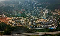 Condotel đang phát triển nhiều ở các tỉnh ven biển. Trong ảnh biệt thự nghỉ dưỡng và condotel ở Quảng Ninh Ảnh: Hoàng Dương