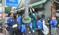 Mùa Hè Xanh: Tuổi trẻ Gò Vấp (TP.HCM) xuống đường cải tạo mỹ quan thành phố