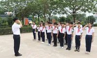 Thanh thiếu niên tham gia trải nghiệm thực tế, hóa thân thành chiến sĩ