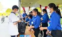 Đông đảo đoàn viên, thanh niên tình nguyện tham gia Tiếp sức mùa thi 2024