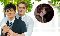 Kit Connor gây sốc khi &quot;khóa môi&quot; mỹ nam mới, không phải bạn diễn &quot;Heartstopper&quot;