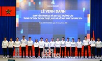 ĐH Bách khoa TP.HCM tôn vinh tài năng trẻ: Bội thu giải thưởng trong nhiều lĩnh vực