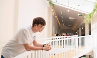 Ngô Kiến Huy tung loạt ảnh mới tặng fan, diện mạo đã &quot;có da có thịt hơn&quot;