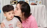 Thường xuyên khoe ảnh cháu trai kháu khỉnh, Bảo Thy được fan hối thúc sớm có tin vui