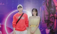Karik, ViruSs đến chúc mừng B Ray và Trang Yue ra mắt MV mới &quot;Thương Anh&quot;