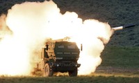 Ukraine nhận trực thăng, tên lửa cùng nhiều loại vũ khí khác từ một thành viên NATO