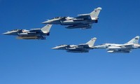 Châu Âu huy động 120 máy bay bảo vệ Ukraine?