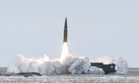 Gần 500 tên lửa và máy bay không người lái Nga tấn công Ukraine