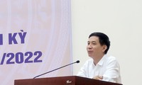 Đề xuất cơ chế trả lại tiền cho người bệnh BHYT phải tự mua thuốc