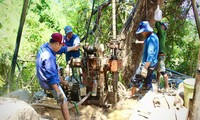 Sạt lở hầm Bãi Gió: Nỗ lực thông tuyến đường sắt Bắc - Nam trong 3 ngày tới