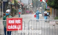 Thôn Hạ Lôi được cách ly sau khi phát hiện ca mắc COVID-19. Ảnh: Mạnh Thắng