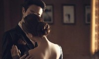 Vợ khóc lặng khi phát hiện những &apos;vật thể lạ&apos; này trong túi áo của chồng