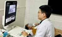 Ung thư tuyến giáp tăng nhanh ở phụ nữ trẻ: Nhận biết sớm để không 'chạy sau bệnh'
