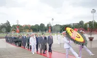 Lãnh đạo Đảng, Nhà nước vào Lăng viếng Chủ tịch Hồ Chí Minh 