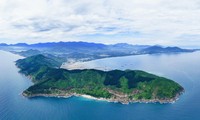 Chìm tàu hàng trên vùng biển TT-Huế, 2 thuyền viên mất tích