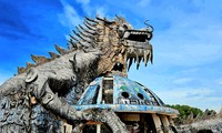 Nghiên cứu xây dựng khu công viên Hà Nội - Huế - Sài Gòn ở hồ nước ma mị Thủy Tiên