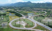 Tuyến cao tốc Cam Lộ - La Sơn giai đoạn 2 sắp mở rộng có gì đặc biệt?