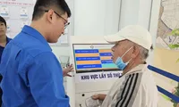 Bất ngờ kết quả giải quyết thủ tục nhanh ngày đầu chính quyền địa phương hai cấp tại Huế