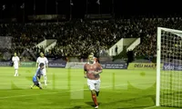 Michael Owen mở tỷ số, các huyền thoại MU giành chiến thắng trước Việt Nam All Stars