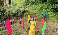 Xúc động lễ khai giảng của cô trò điểm trường vùng núi Quảng Nam