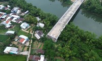 Cầu trăm tỷ chơi vơi không đường dẫn