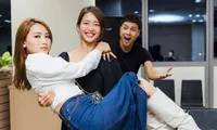 Tình địch &quot;11 Tháng 5 Ngày&quot; đe dọa Tuệ Nhi: &quot;Tôi chống mắt lên xem hạnh phúc được không!&quot;