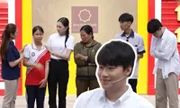 Quang Trung chuẩn &quot;anh trai 4T&quot;, gánh trọn ước mơ đại học cho 7 bạn nhỏ