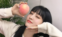 Sinh nhật mình nhưng lại tặng quà fan: Momo TWICE khéo léo đánh bật chỉ trích &quot;tông điếc&quot;