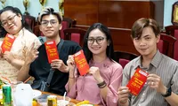 Nhiều trường đại học &quot;lì xì&quot; sớm sinh viên trước thềm Tết Nguyên đán Giáp Thìn 2024