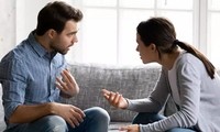 Người yêu lấy cớ bận công việc để không đến ra mắt gia đình, chàng trai xử lý &quot;cao tay&quot;