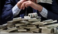 Chile: Công ty gửi nhầm 330 tháng lương, nhân viên lập tức biến mất không dấu vết
