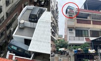 Bực mình vì phải nộp phạt do đỗ xe sai quy định, chủ xe &quot;đậu&quot; luôn lên nóc nhà