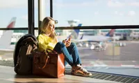 Cô gái đi máy bay đi làm để đỡ tốn tiền thuê nhà, tiết kiệm được hàng chục triệu