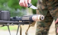 Nướng thịt bằng nòng súng trường AR-15