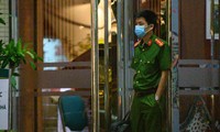 Công an làm việc tại Bệnh viện Bạch Mai