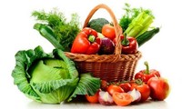 Bạn sẽ vô tình làm hại cả nhà nếu không nấu chín những loại rau củ này