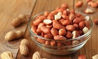 Những người không nên ăn lạc kẻo &apos;ân hận mấy cũng muộn&apos;