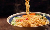 Nhiều người vô tư ăn mỳ tôm mà không biết có thể mắc &apos;cả tỷ bệnh nguy hiểm&apos;