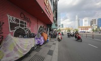Cả trăm mặt bằng quanh chợ Bến Thành vắng khách thuê