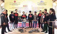 Truyền dạy kỹ năng đánh chiêng Arap của người Gia Rai
