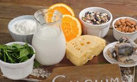 Những thực phẩm&apos;rút cạn&apos; canxi trong cơ thể, ăn càng nhiều xương càng giòn, dễ gãy