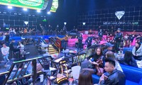 Cảnh sát ma túy bất ngờ kiểm tra vũ trường New Hạ Long Club