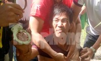 Khoảnh khắc nghi can giết người ở TPHCM bị khống chế