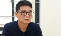 Cựu Cục trưởng ATTP - Bộ Y tế khai 5 lần được cấp dưới &apos;mang phong bì về cho sếp&apos; 