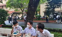 Đề thi ĐGNL đợt 1 gây tranh cãi, ĐHQG TP.HCM sẽ xem xét đảm bảo công bằng cho teen